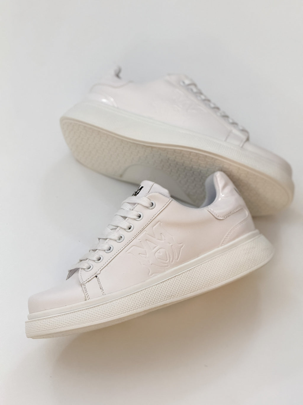 Amiri shoes white
