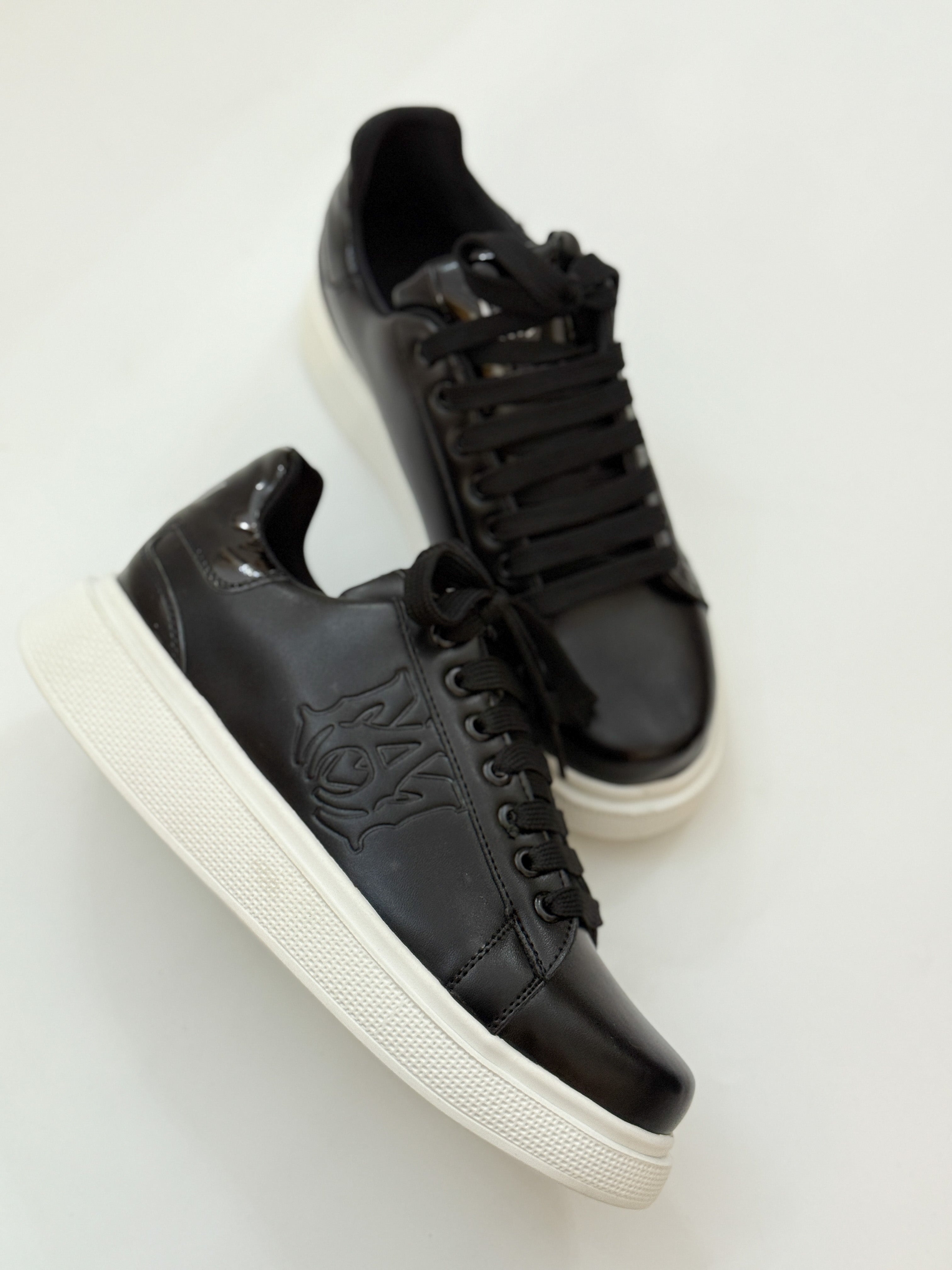 Amiri shoes black and white